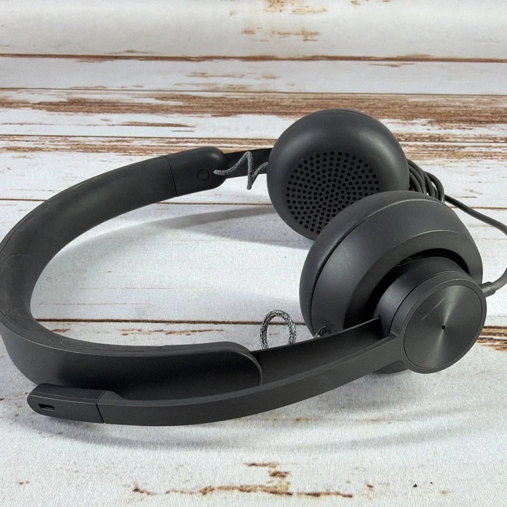 Used Logitech Zone Wired On-Ear Headset Black 981-000876 USB PC Mic Tested